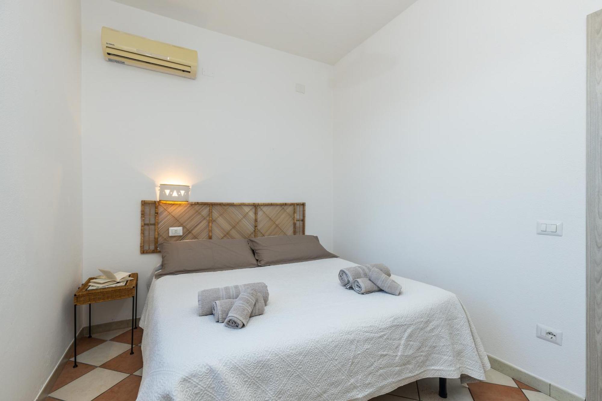 Scirocco A Pochi Passi Dal Mare Apartman Santa Maria Navarrese Kültér fotó